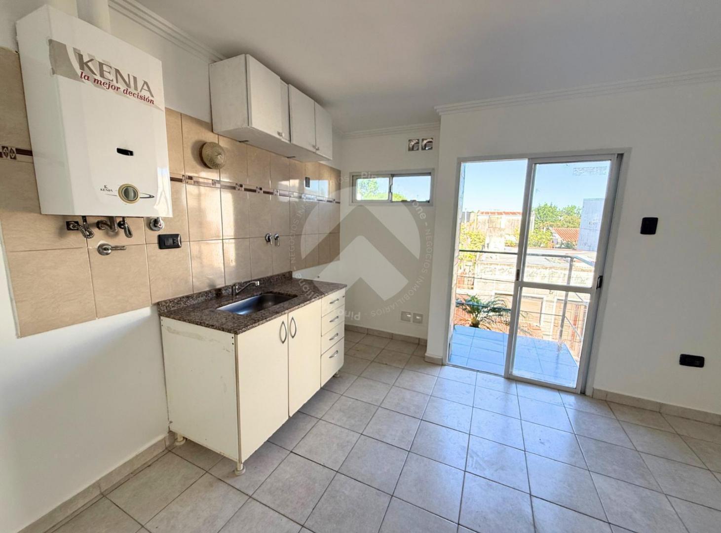 Foto de DEPTO. INTERNO DE 1 DORMITORIO EN GUADALUPE, imagen 1