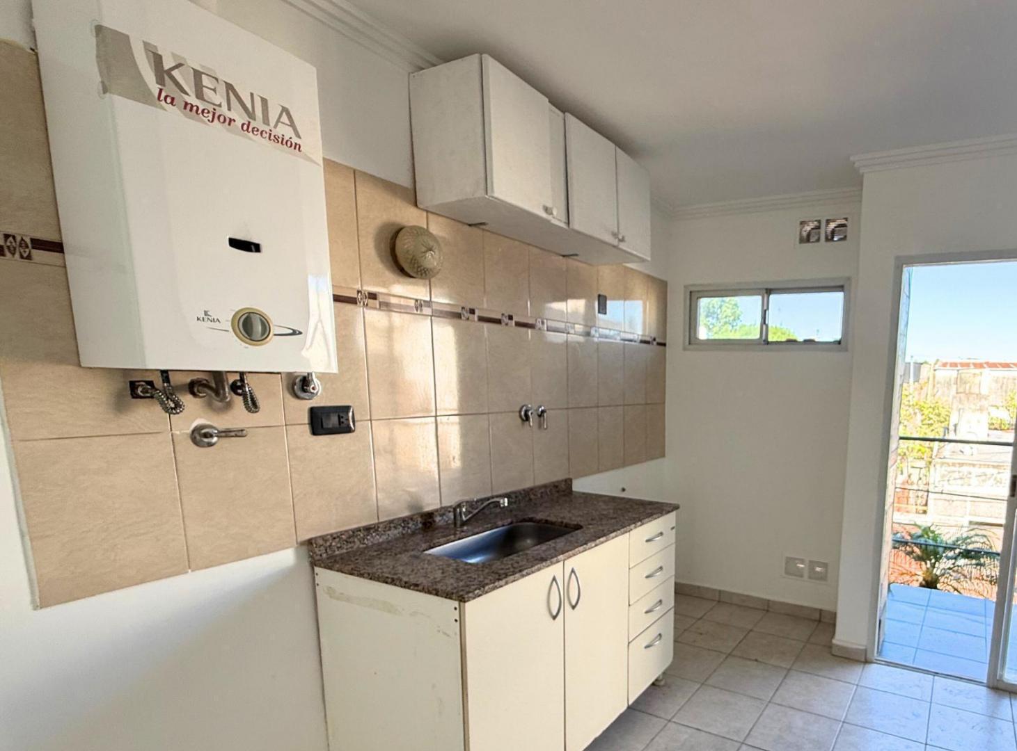 Foto de DEPTO. INTERNO DE 1 DORMITORIO EN GUADALUPE, imagen 4