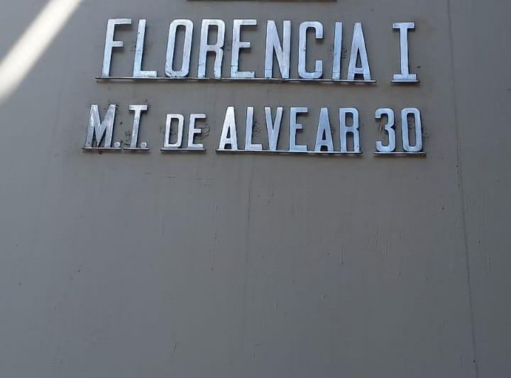 Gran Departamento Frente a La Cañada C/ Cochera !!! 2