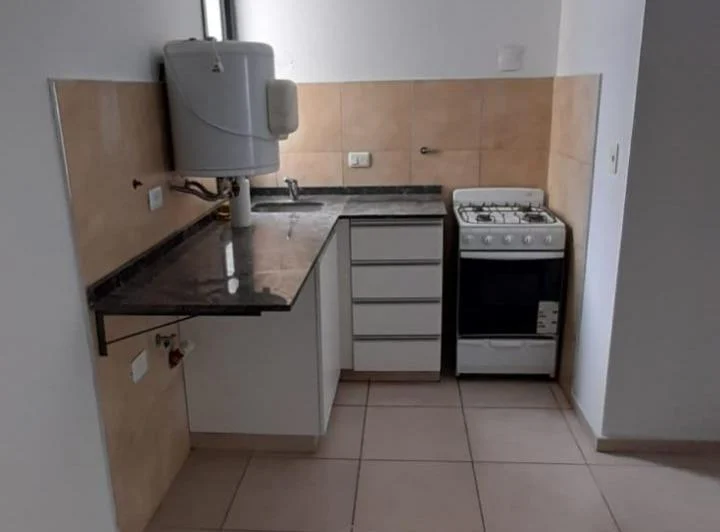 ALQUILO DPTO 1 DORMITIORIO 5