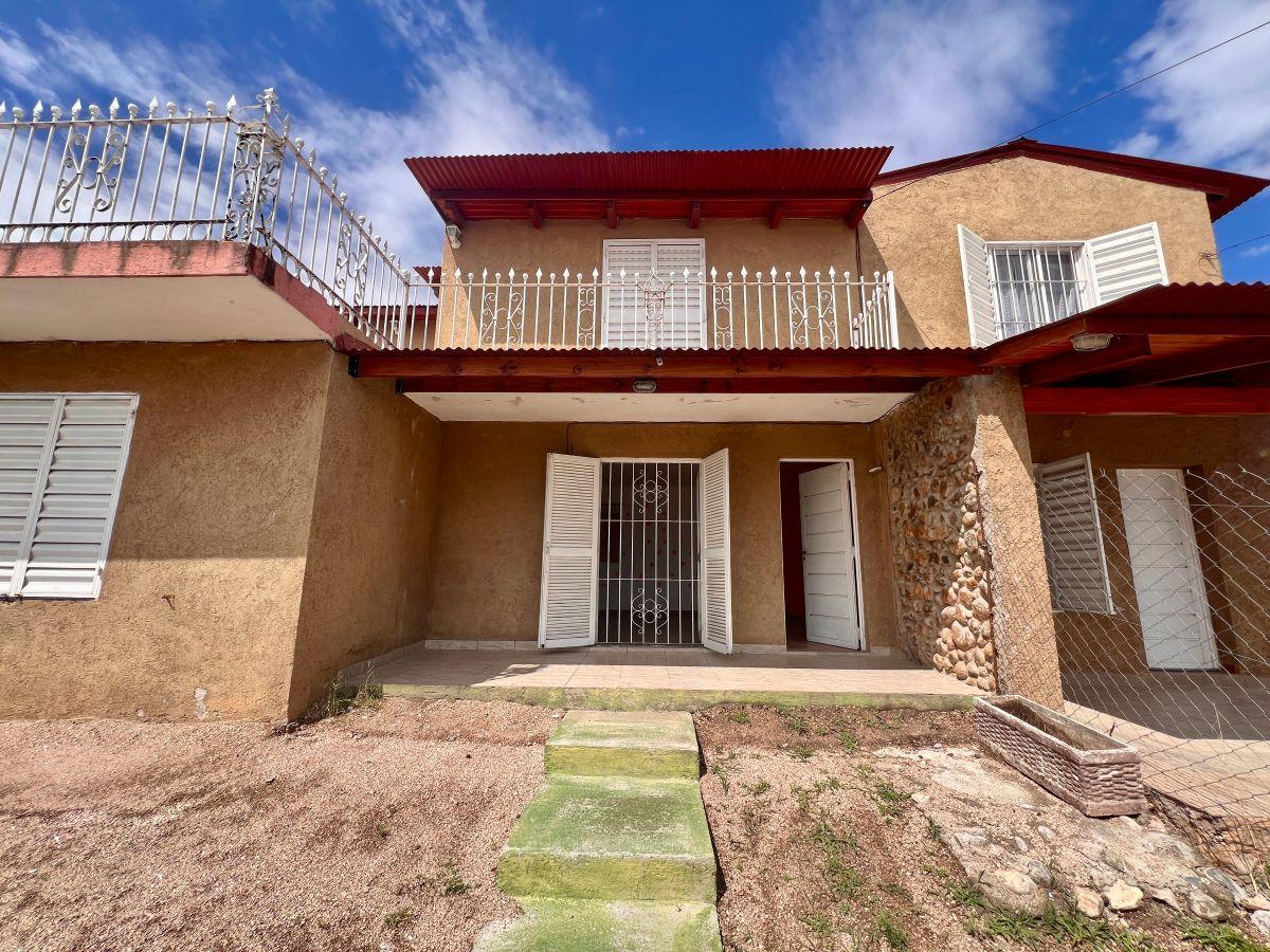 Venta dos casas c/Pileta, camino Cabalango