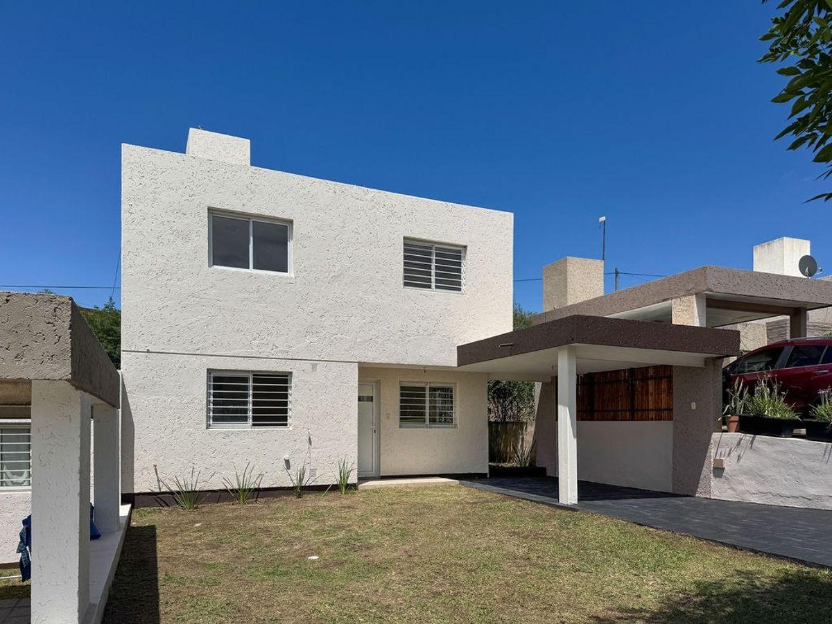 Venta duplex apto credito en Housing con seguridad