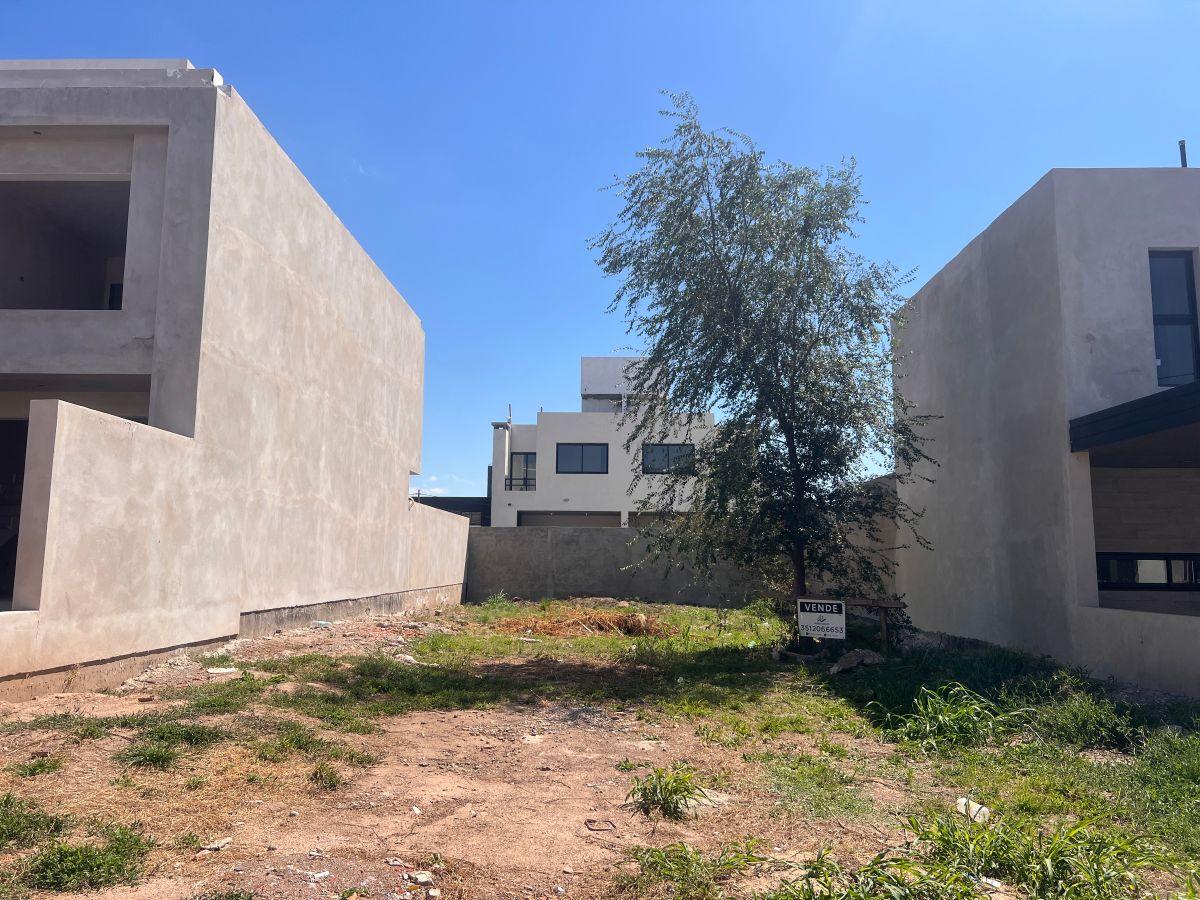Docta 250mts2 Apto Duplex. Zona consolidada