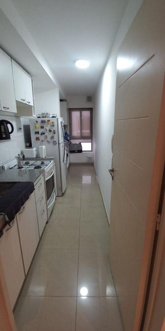 Foto de Departamento 1 dormitorio c/ cochera en alquiler B° General Paz, imagen 4