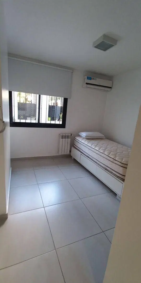Departamento 2 dor. c/ patio amoblado en General Paz 2