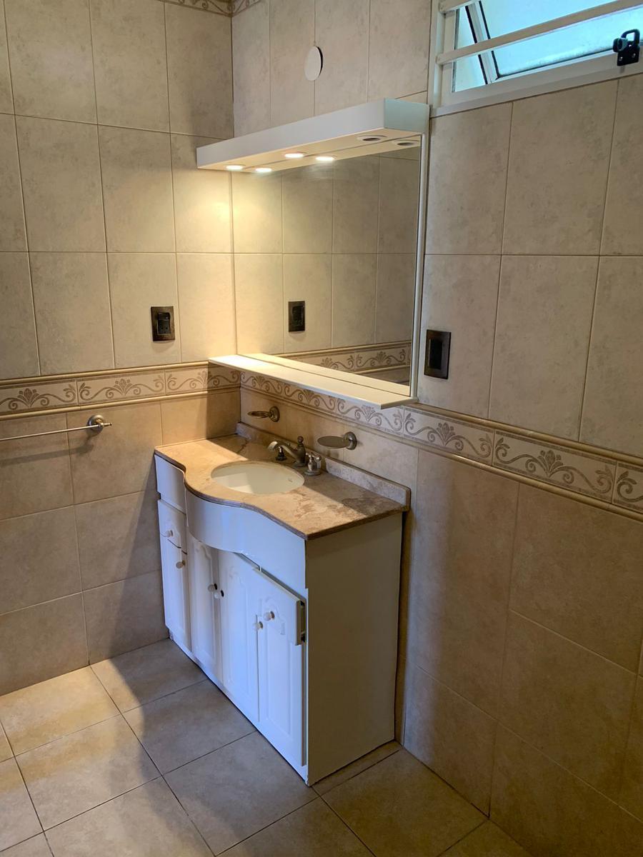 Casa en Venta en Barrio Pizzurno 4