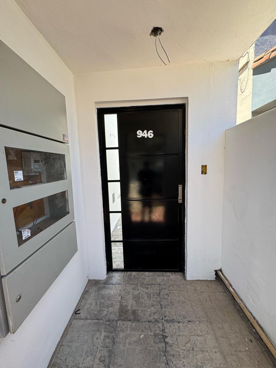 Departamento Céntrico, 2 Dorm. Precio Único! 4
