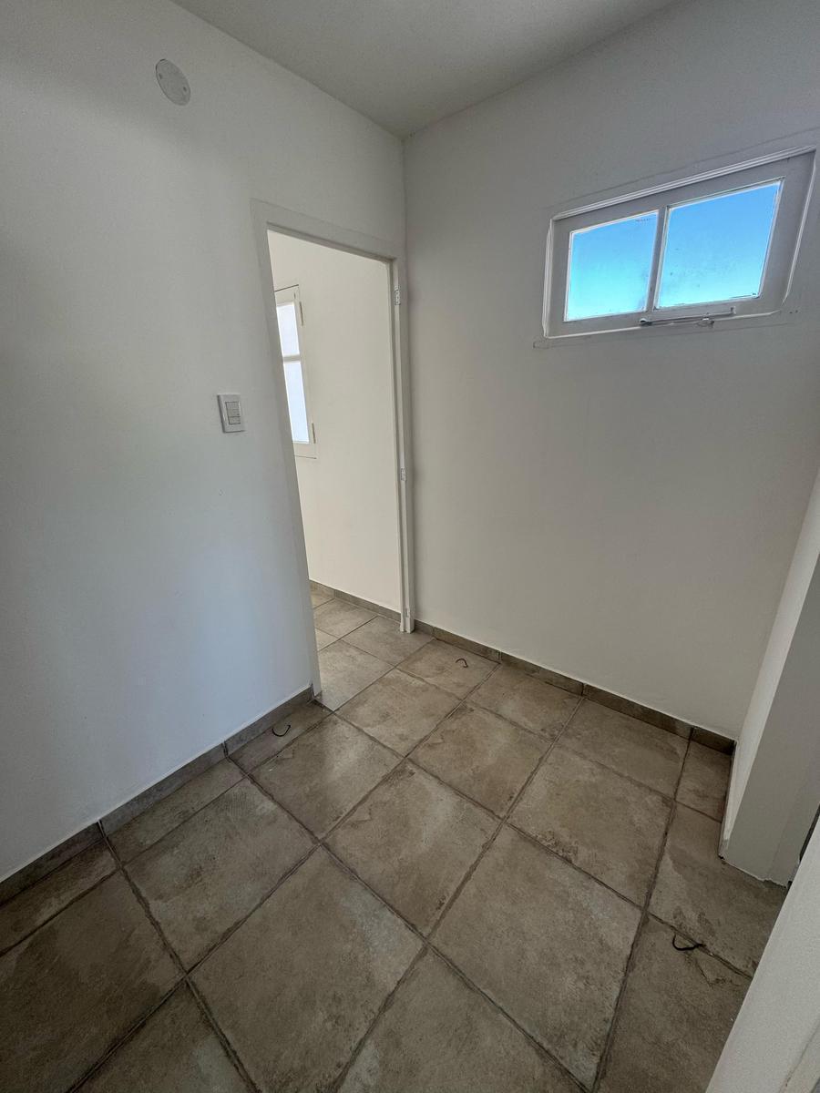 Departamento Céntrico, 2 Dorm. Precio Único! 5