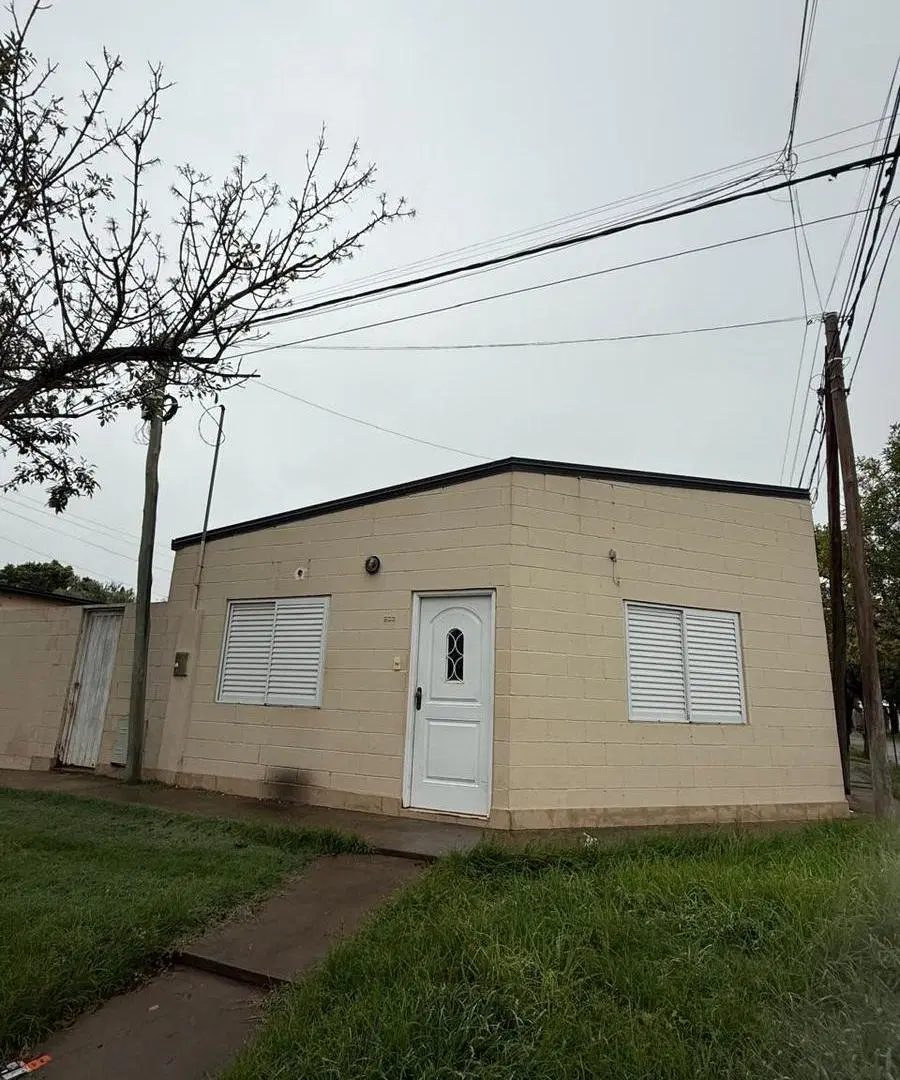 Casa con todos los servicios 3