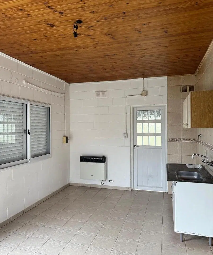 Casa con todos los servicios 4