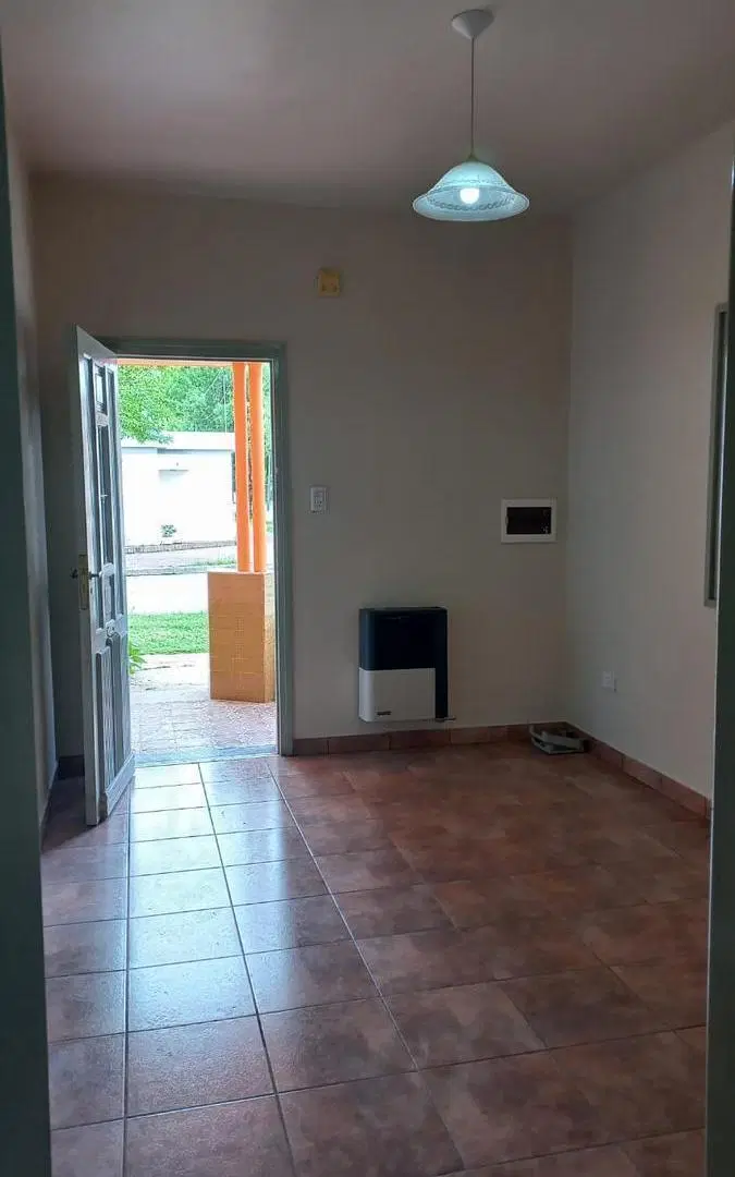 Casa en Barrio 9 de Julio 4