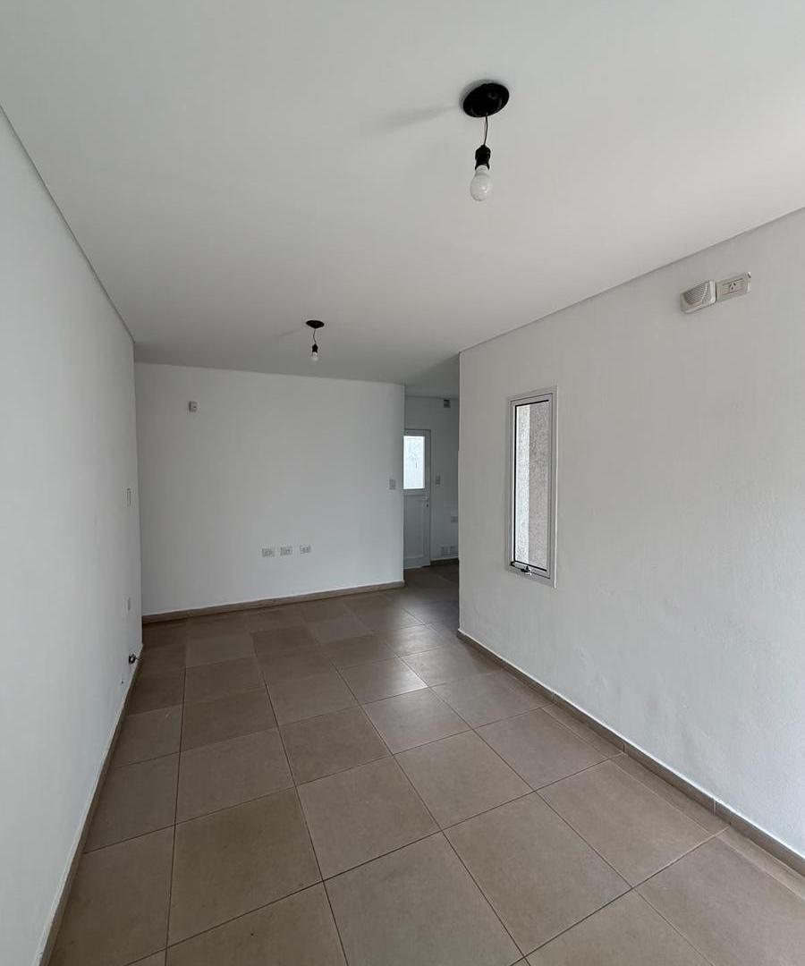 Foto de Departamento en Barrio 9 de Julio, imagen 1