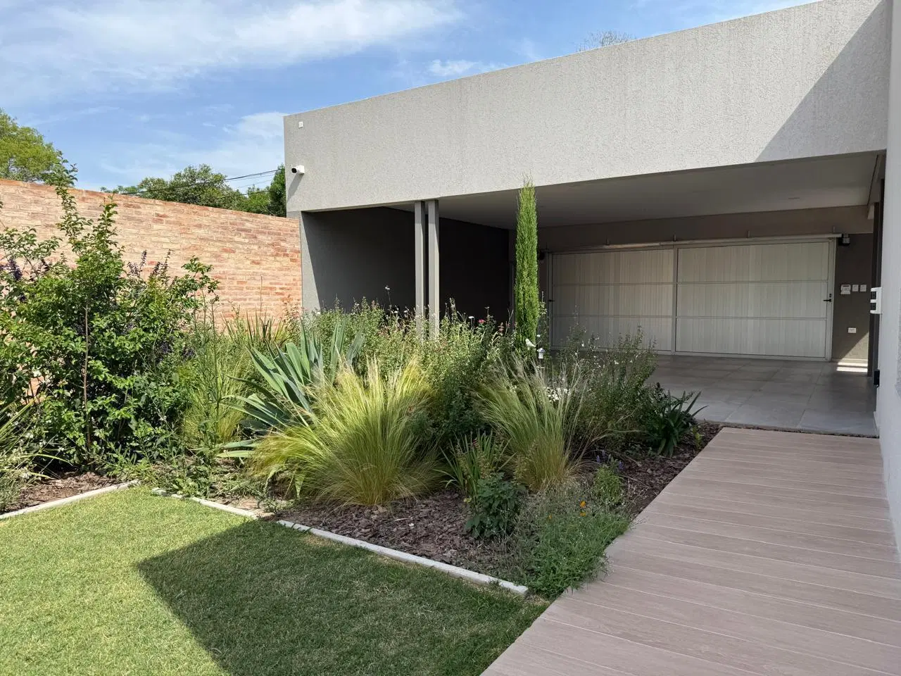 Casa en Barrio Brigadier López 5