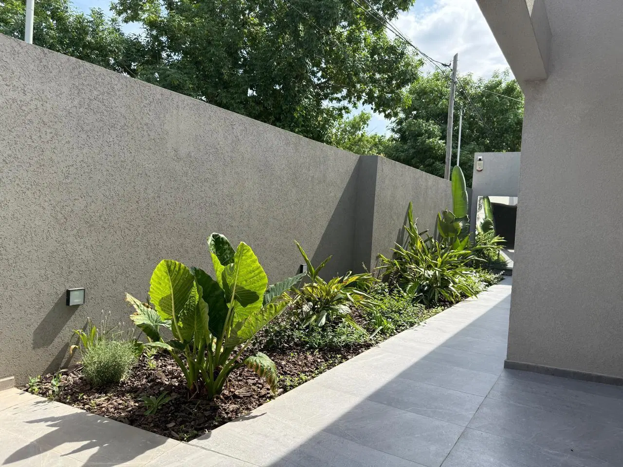 Casa en Barrio Brigadier López 4