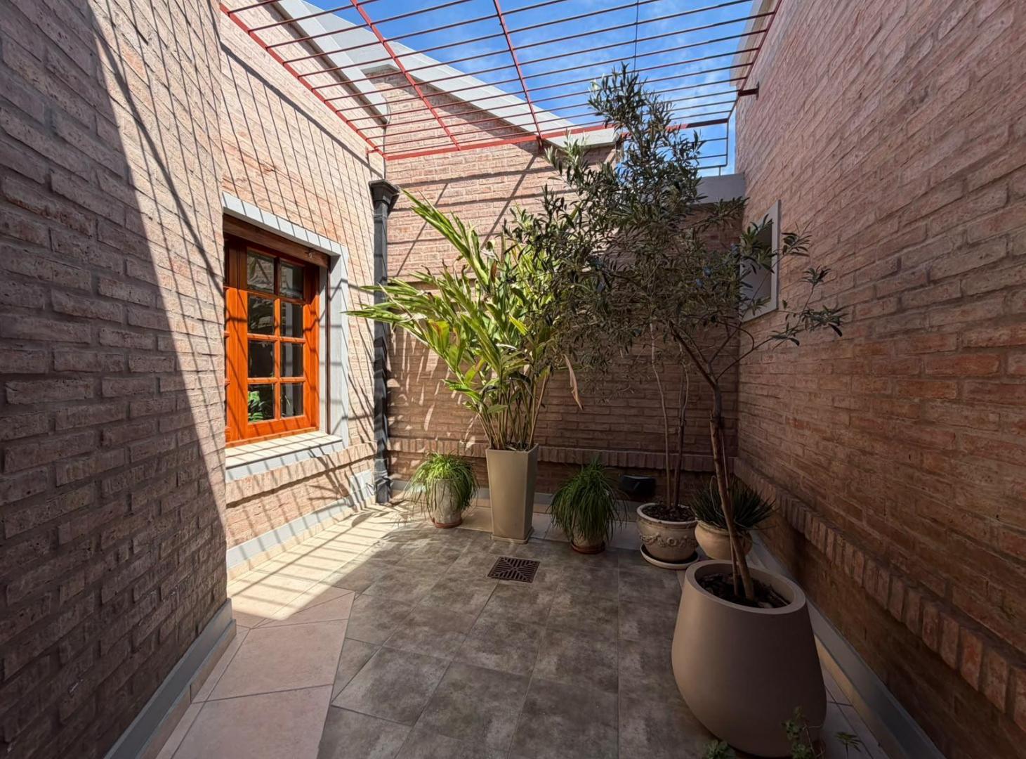 Foto de Casa en Barrio Pablo Pizzurno, imagen 3
