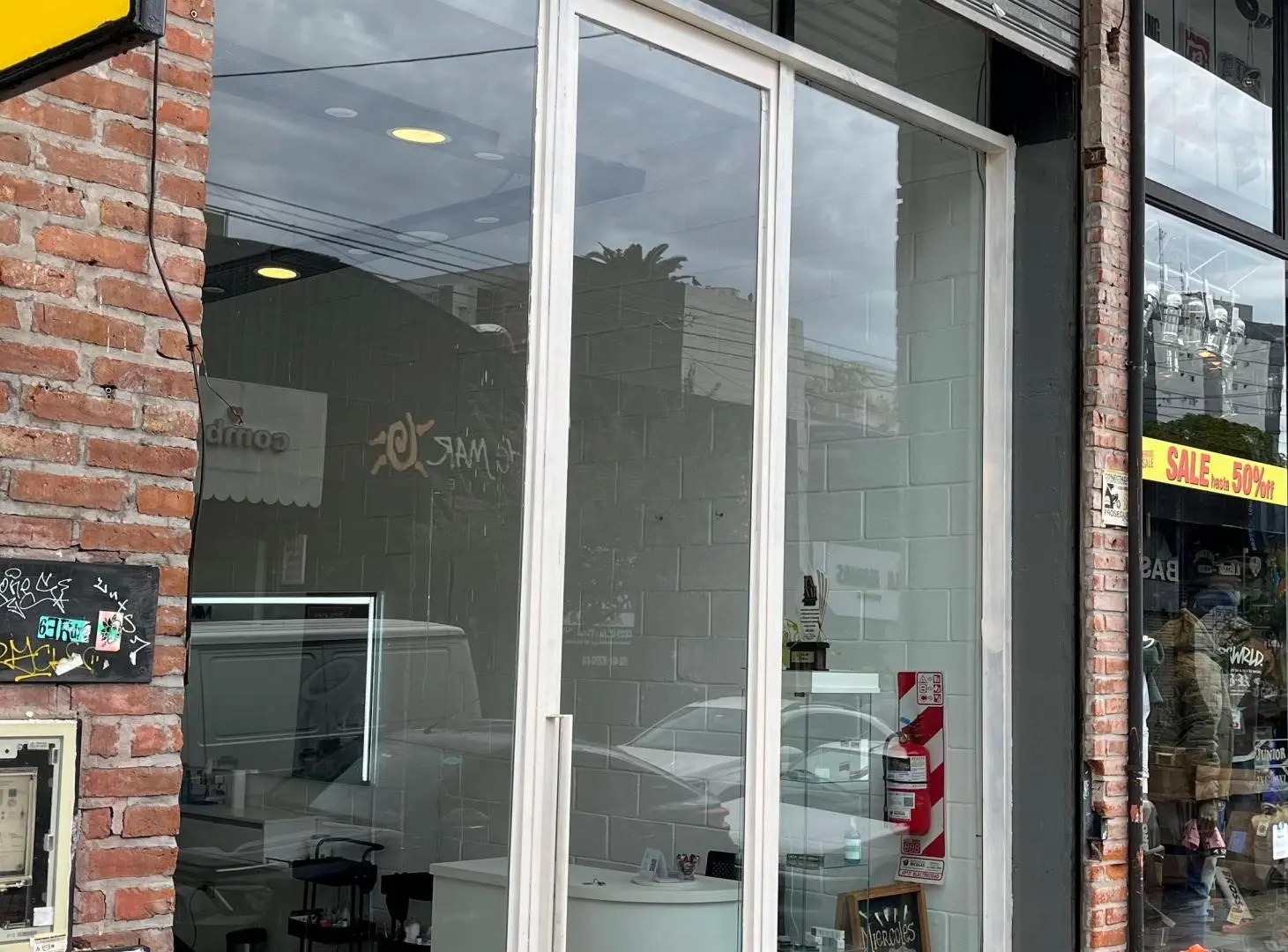 ALQUILER LOCAL COMERCIAL – CALLE LOYOLA 764 4