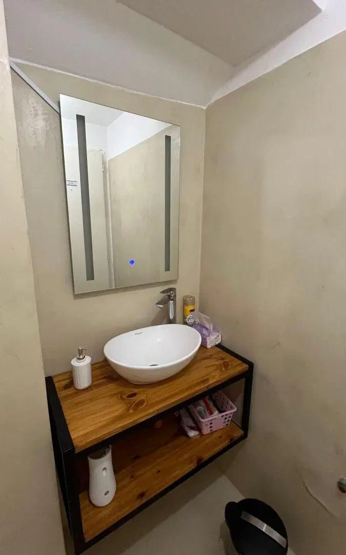 Alquiler Local Comercial – Calle Loyola 764 8