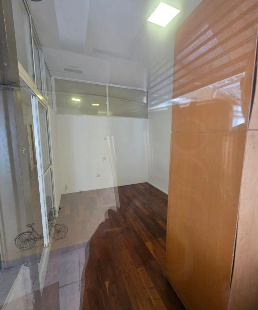 Foto de Departamento de 3 ambientes en Caballito con patio techado y jardín, imagen 3