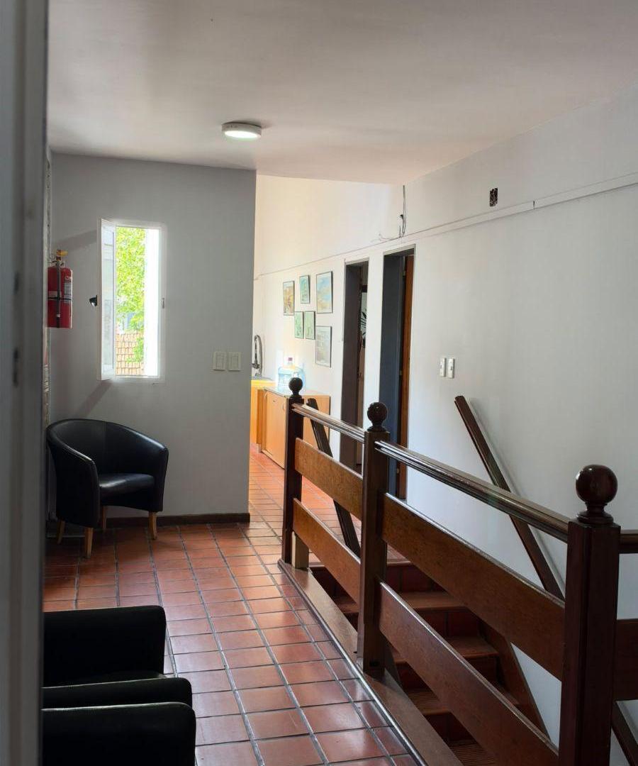 Foto de Excelentes Oficinas en Venta en Florida, imagen 2