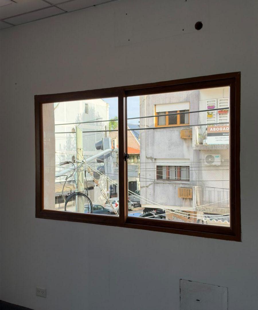 Foto de Excelentes Oficinas en Venta en Florida, imagen 5