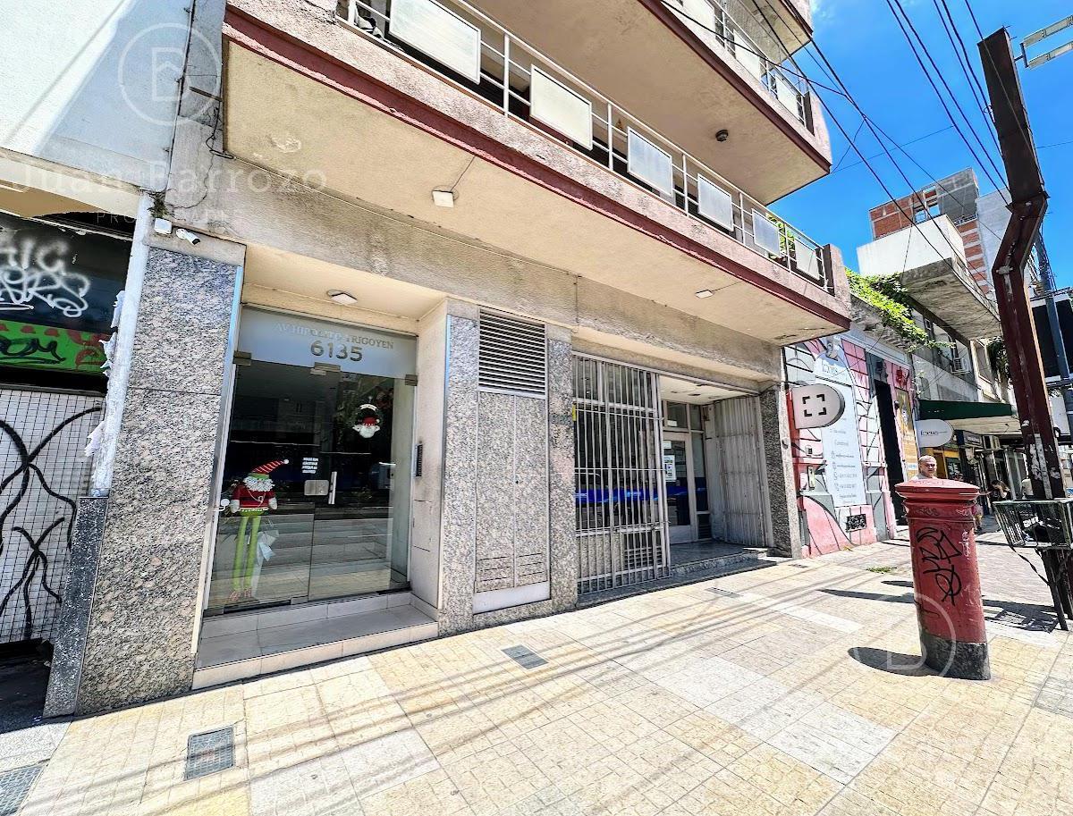 Venta Departamento de 3 ambientes en Remedios de Escalada.