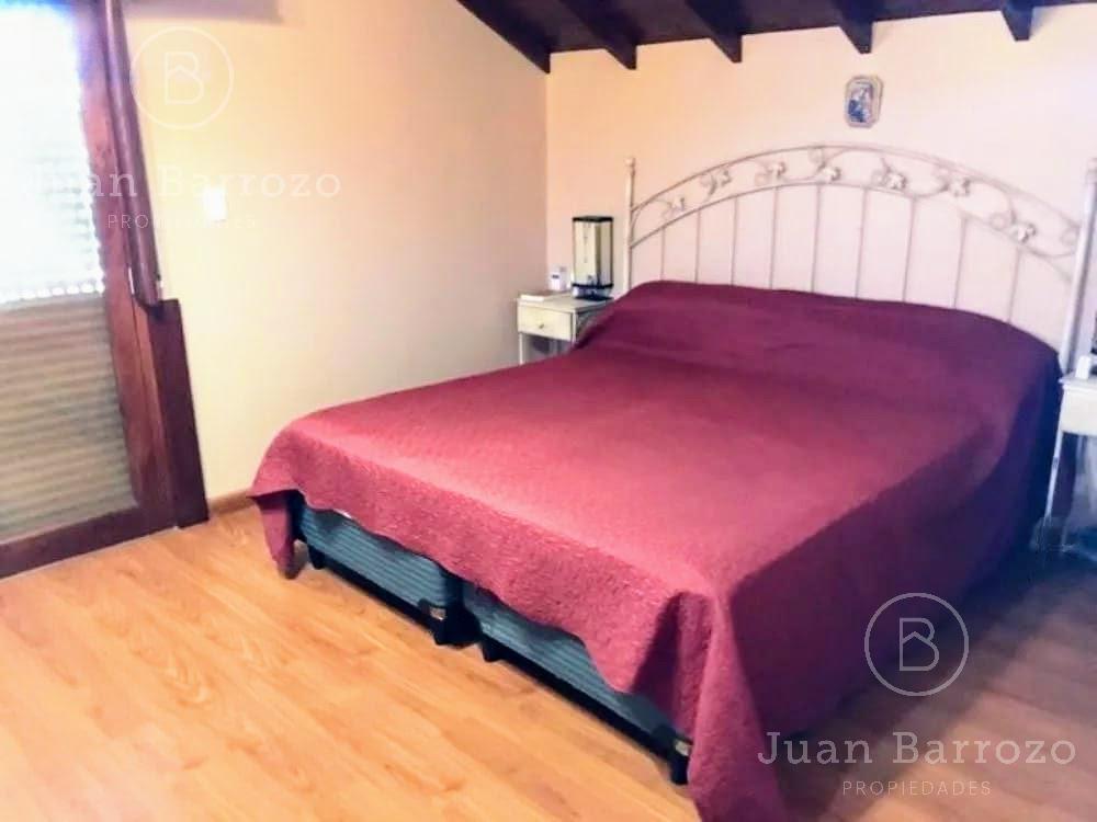 Casa en Venta en Miramar: 3 Dorm. en 2 Plantas. Acepta Permuta por Inmueble en La Zona. 4