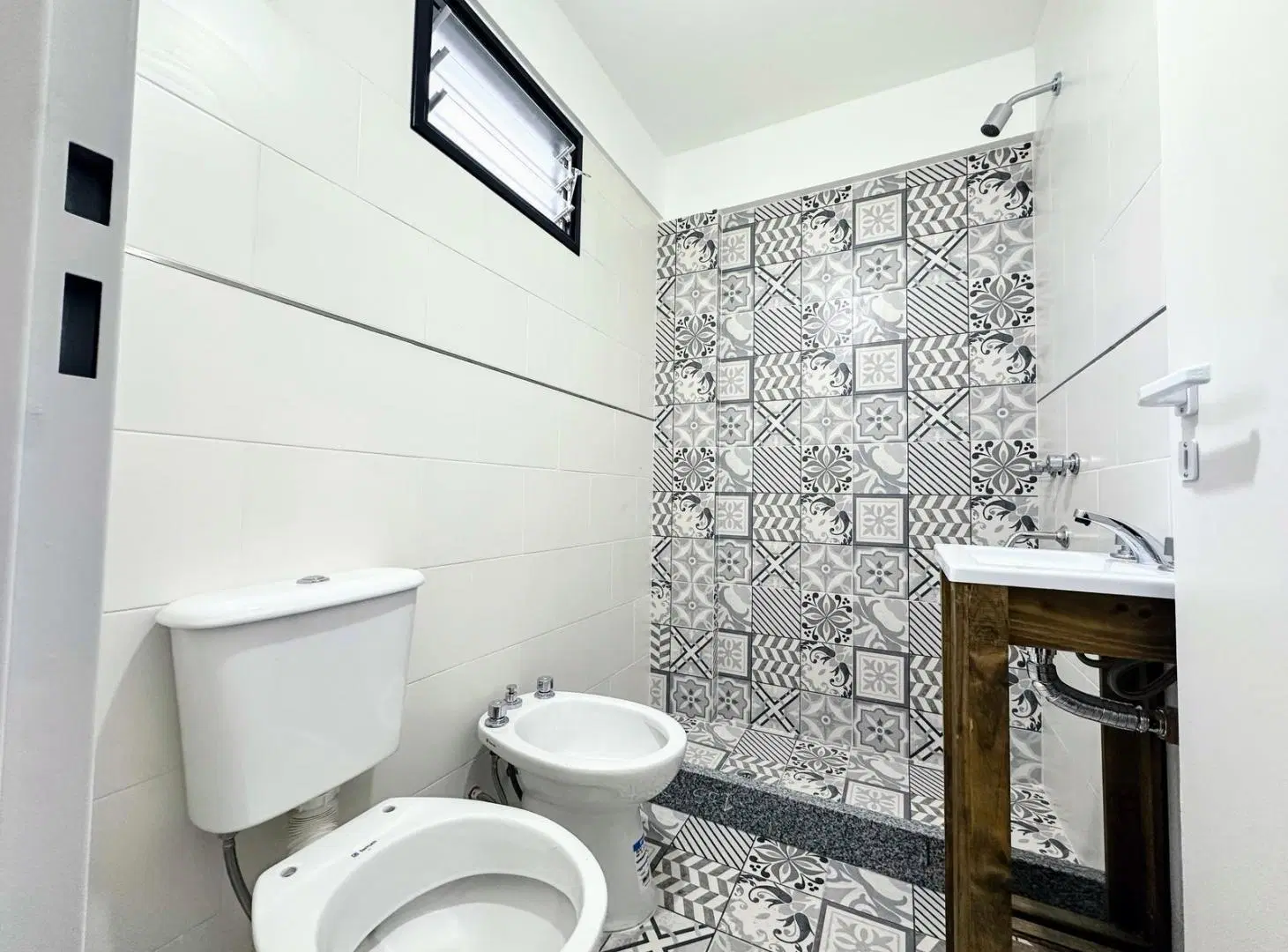 Venta Monoambiente a estrenar en Lomas de Zamora Oeste. 2