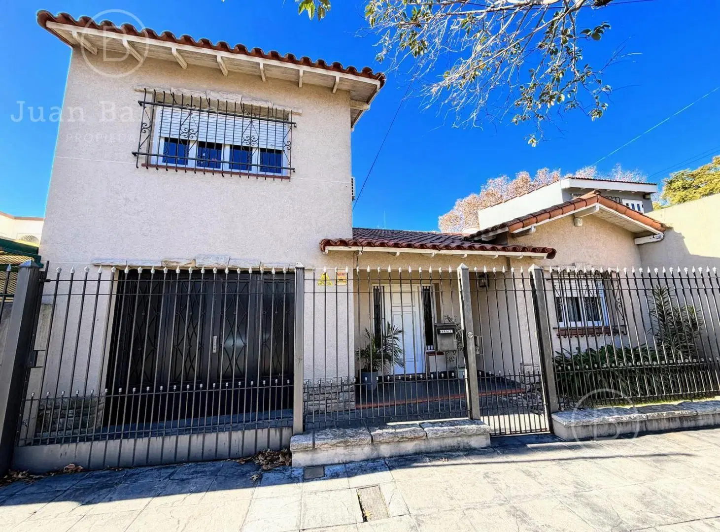 venta Casa en Temperley Este 3