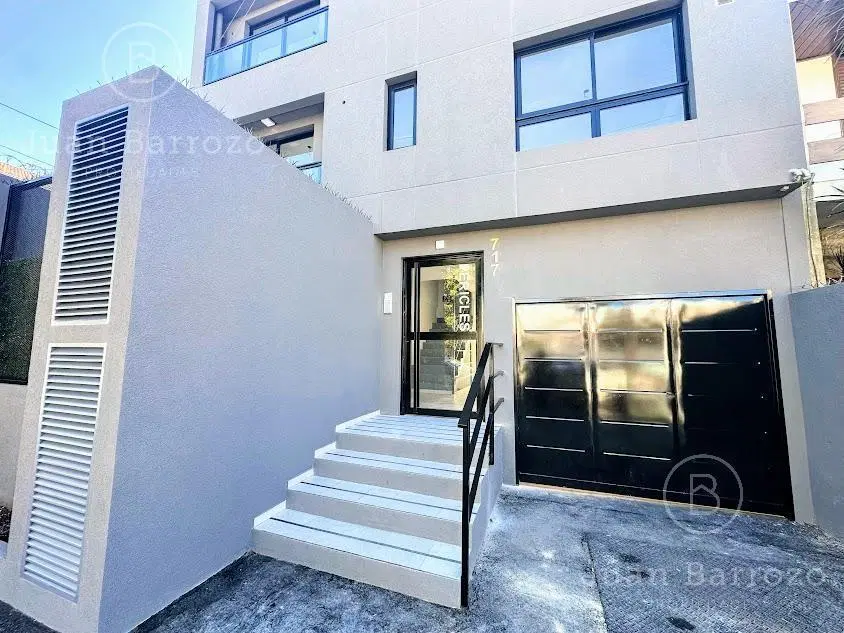 Venta Monoambiente en PB con Patio. Lomas de Zamora Oeste. 8