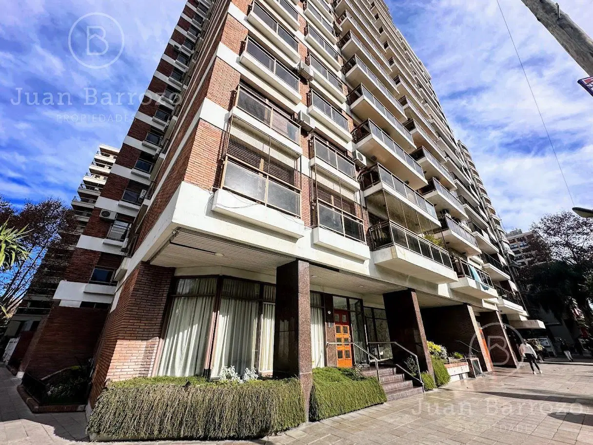 Venta Departamento de 3 ambientes con cochera en Lomas de Zamora Oeste. 8