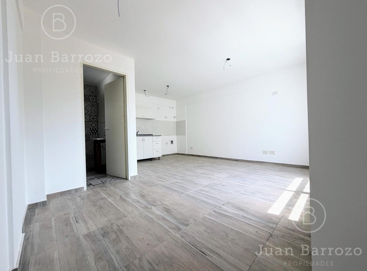 Foto de Venta o alquiler de Monoambiente a estrenar en L. de Zamora, imagen 1