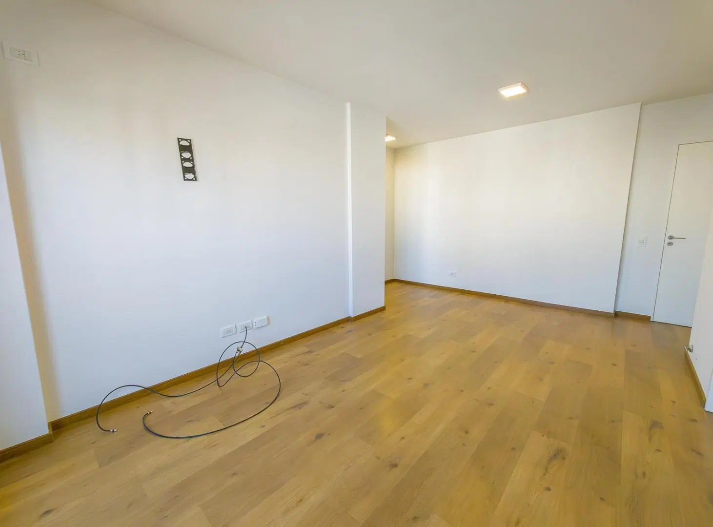 Departamento de 1 dormitorio con balcón en alquiler abasto 3