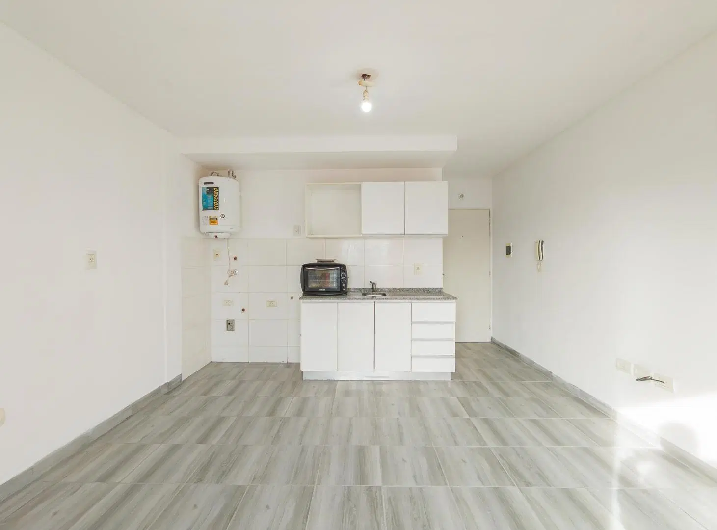 Venta monoambiente en abasto 8