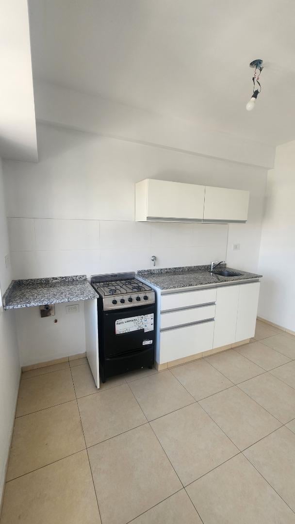 Departamento a estrenar en alquiler – 2 ambientes con balcón
