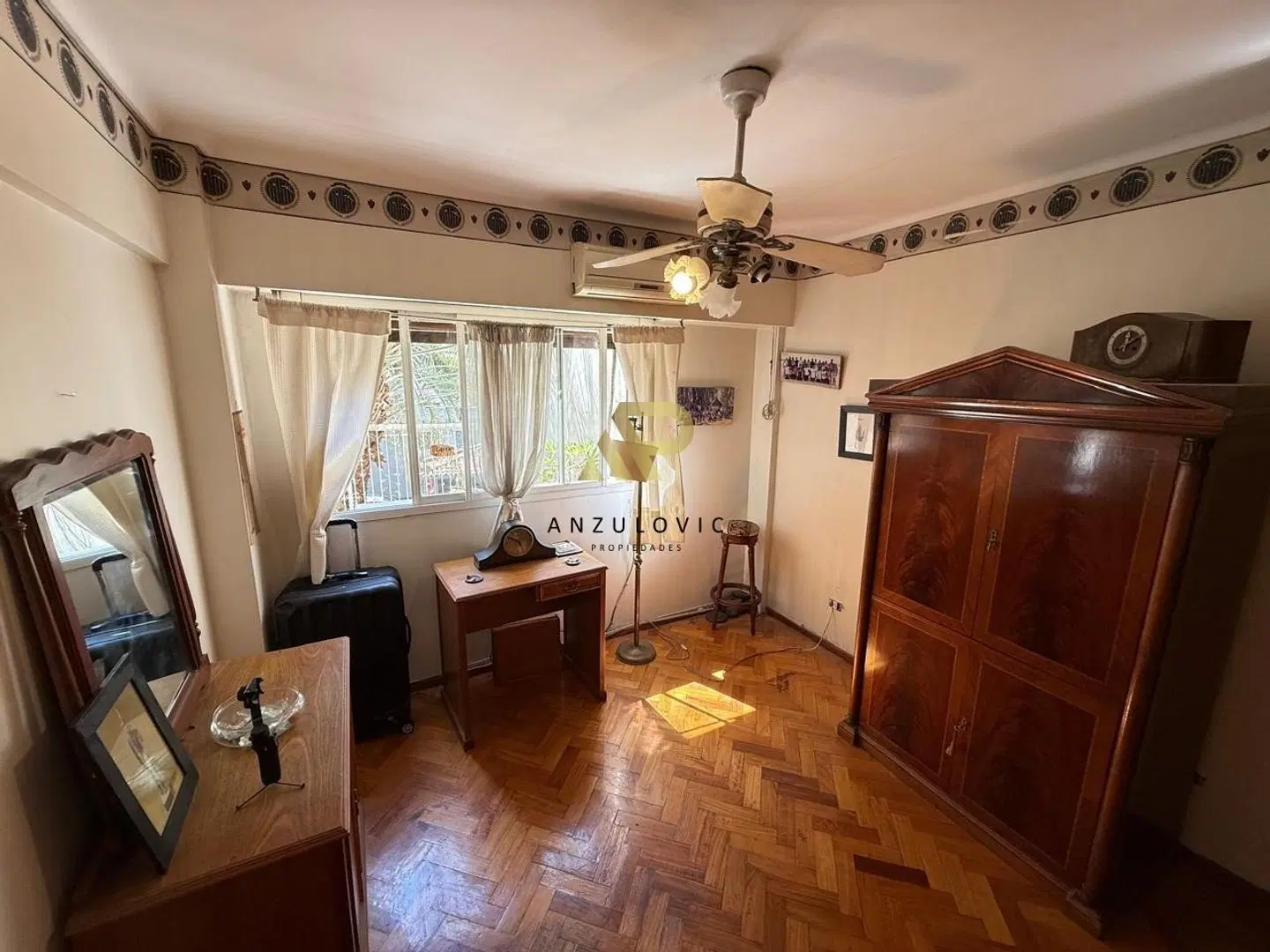 4 Ambientes - Dependiencia con baño - Piso completo 5