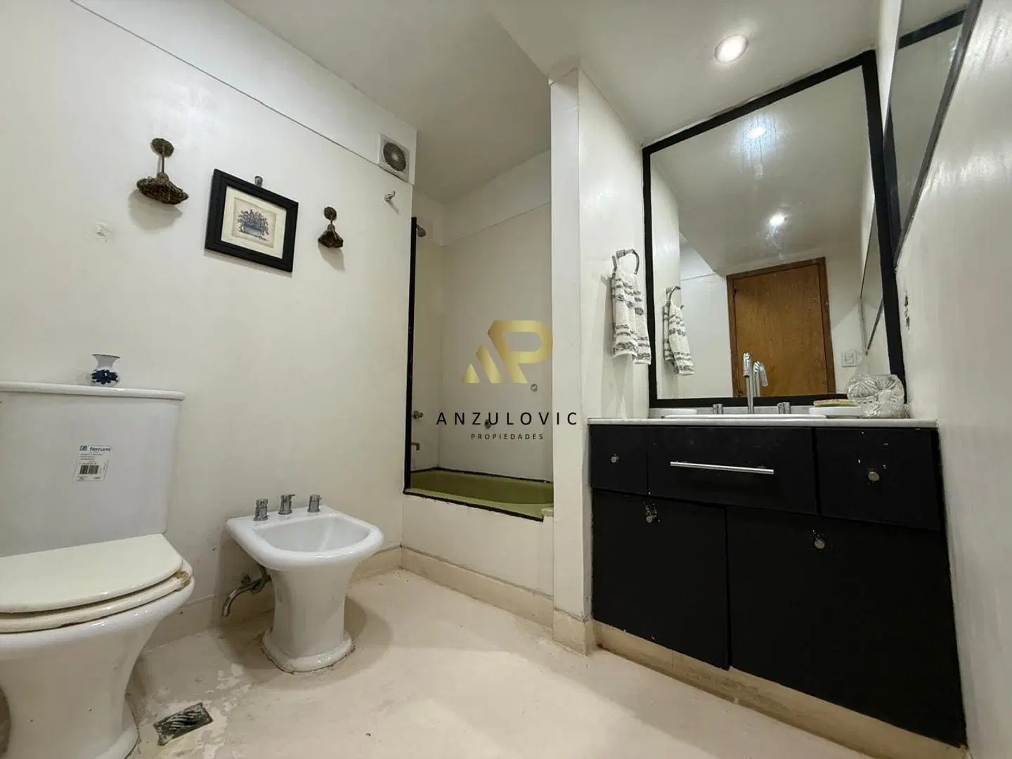 4 Ambientes - Dependiencia con baño - Piso completo 4