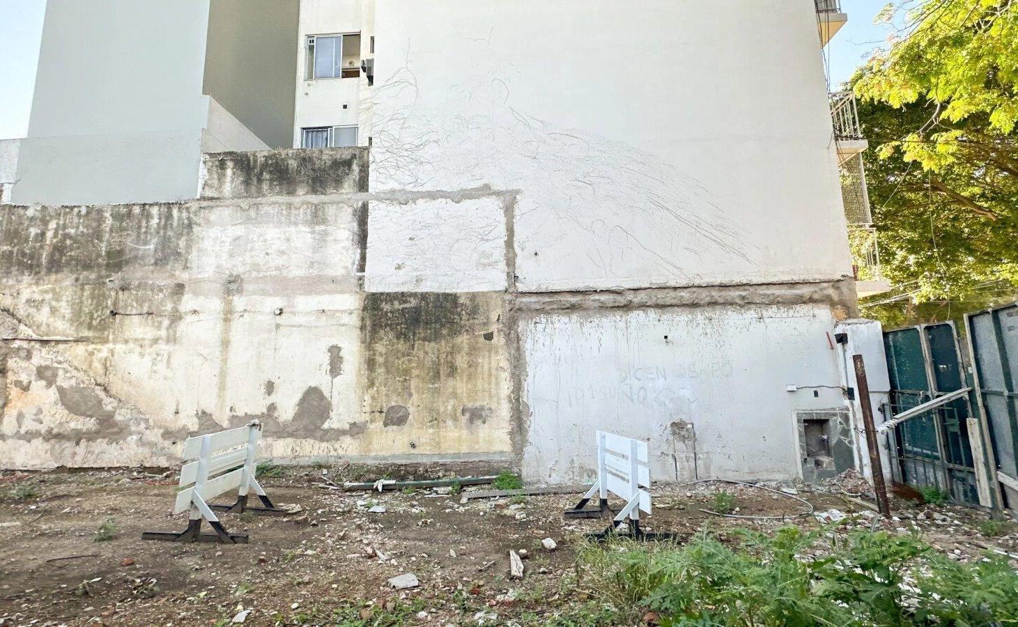 Foto de Terreno en Venta - Lote con Plano Aprobado y demolido, imagen 5