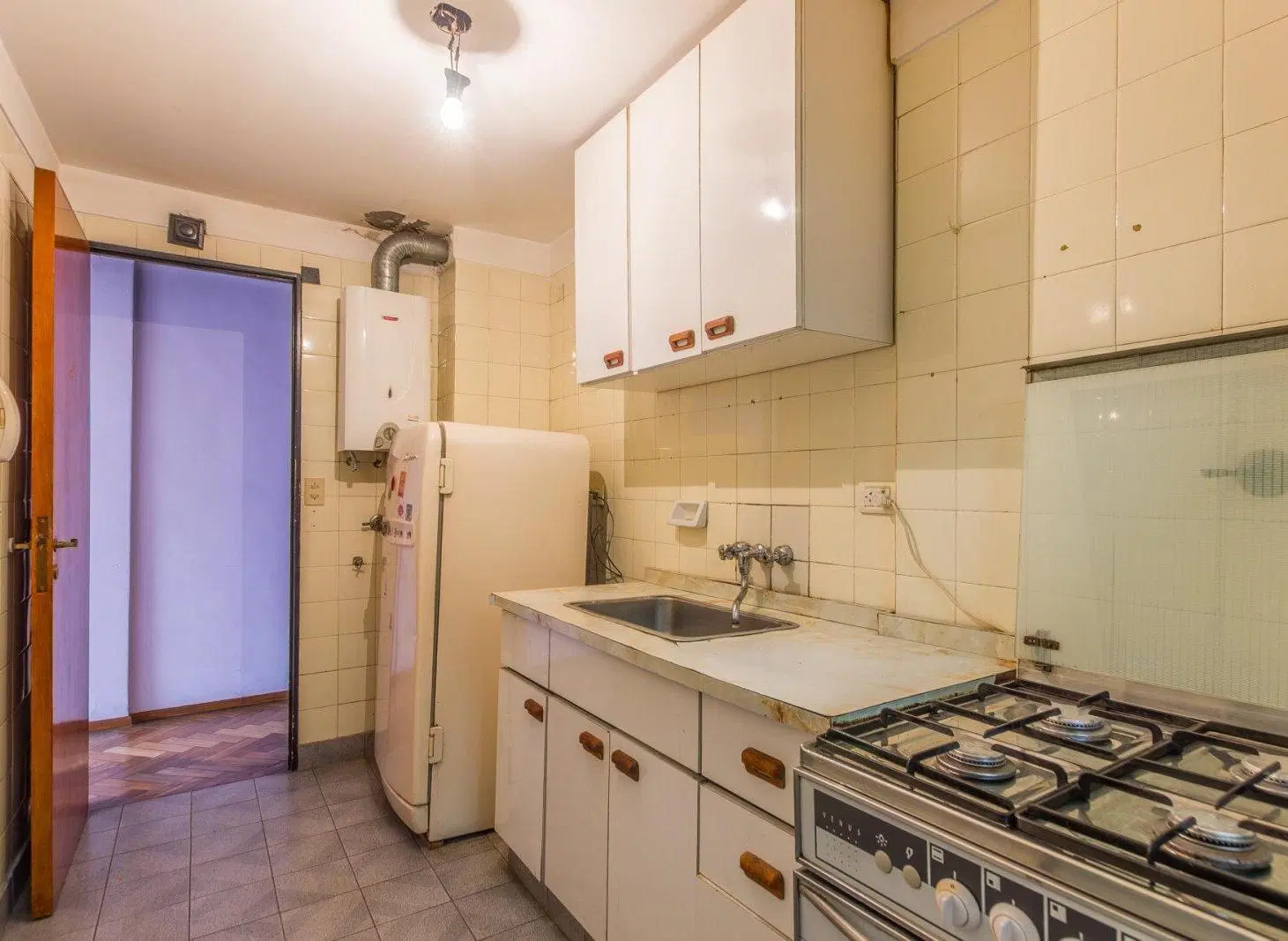 Departamento de 4 ambientes apto crédito en Almagro 5