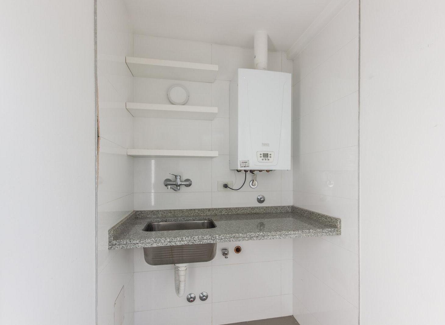 Departamento de 4 ambientes con cochera