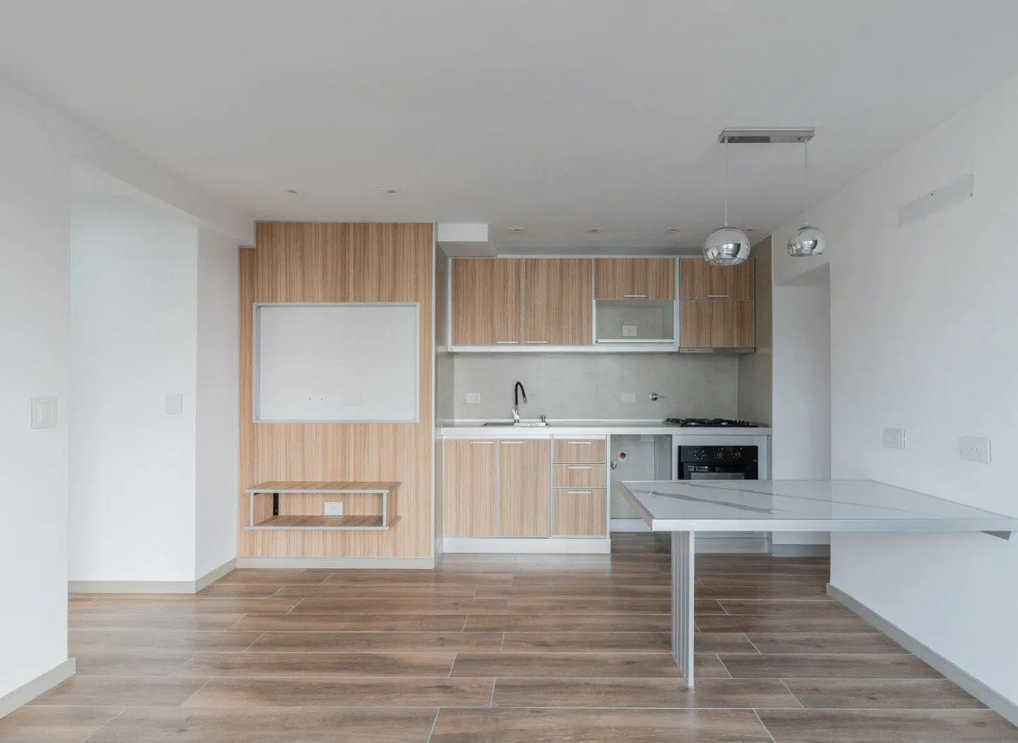 Departamento de 3 ambientes reciclado con balcón aterrazado 5