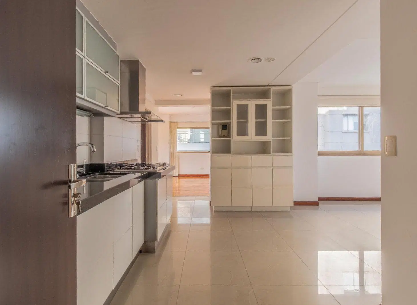 Duplex de 5 ambientes con balcones aterrazados 3
