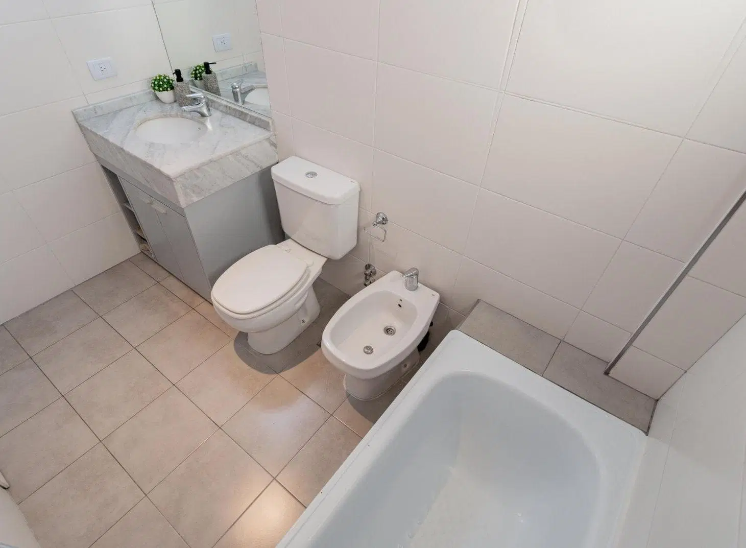 Departamento de dos ambientes, con baulera, y piscina 5