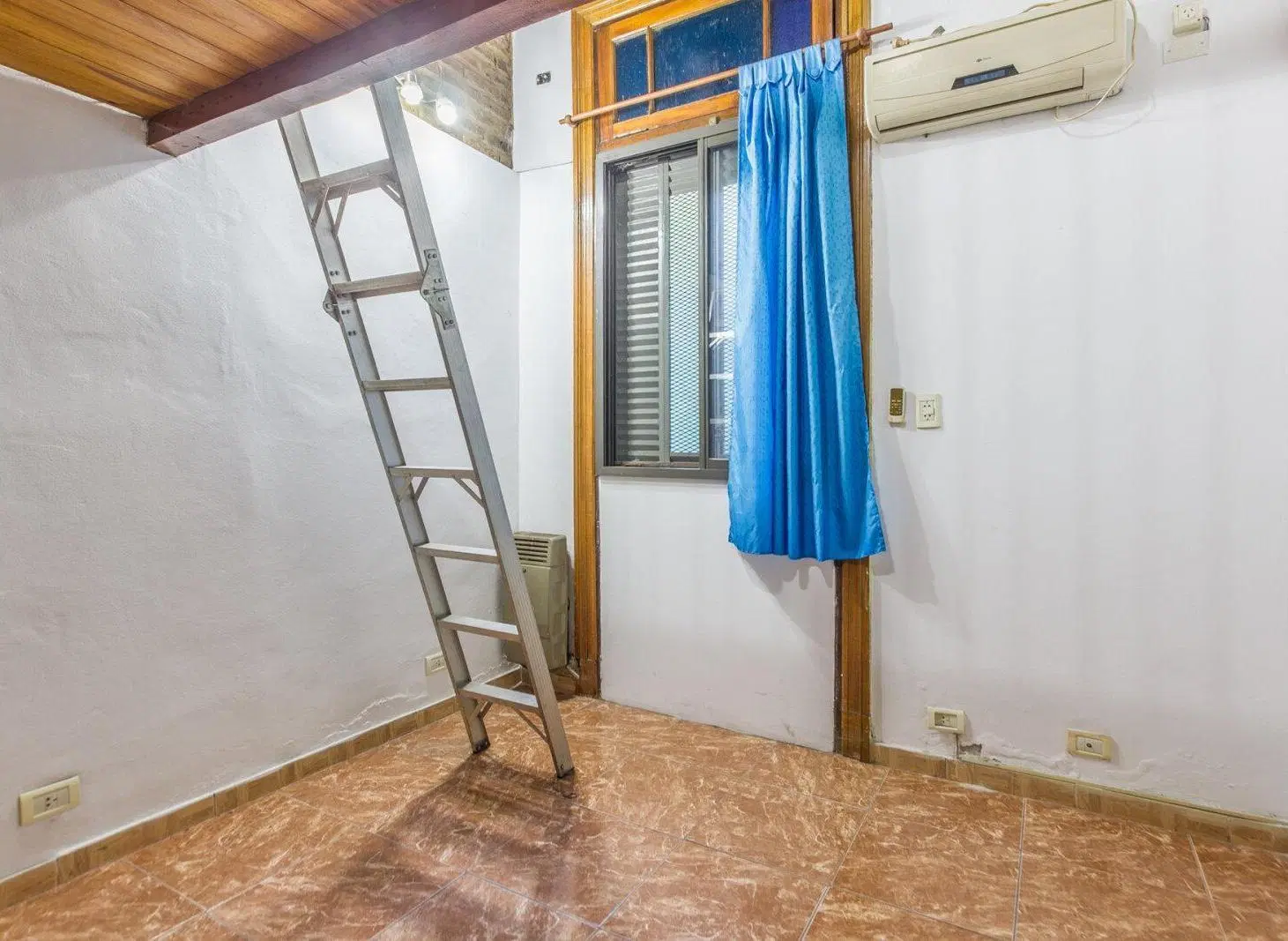 Casa 4 ambientes en Pompeya 2