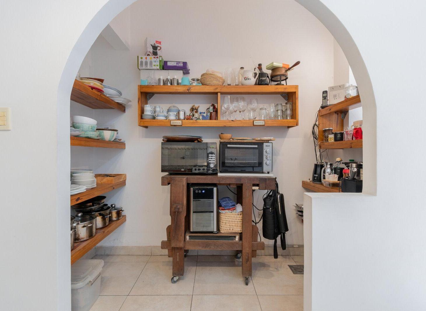 Foto de Casa de 4 amb con quincho, gran fondo y pileta, imagen 4
