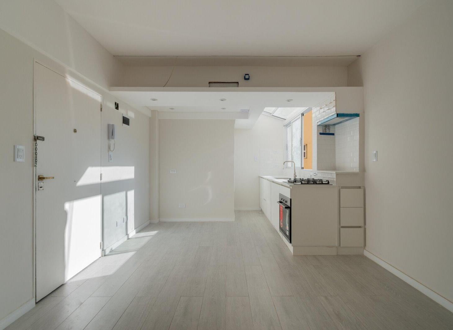 Foto de Venta 2amb refaccionado en Parque Chacabuco, imagen 3