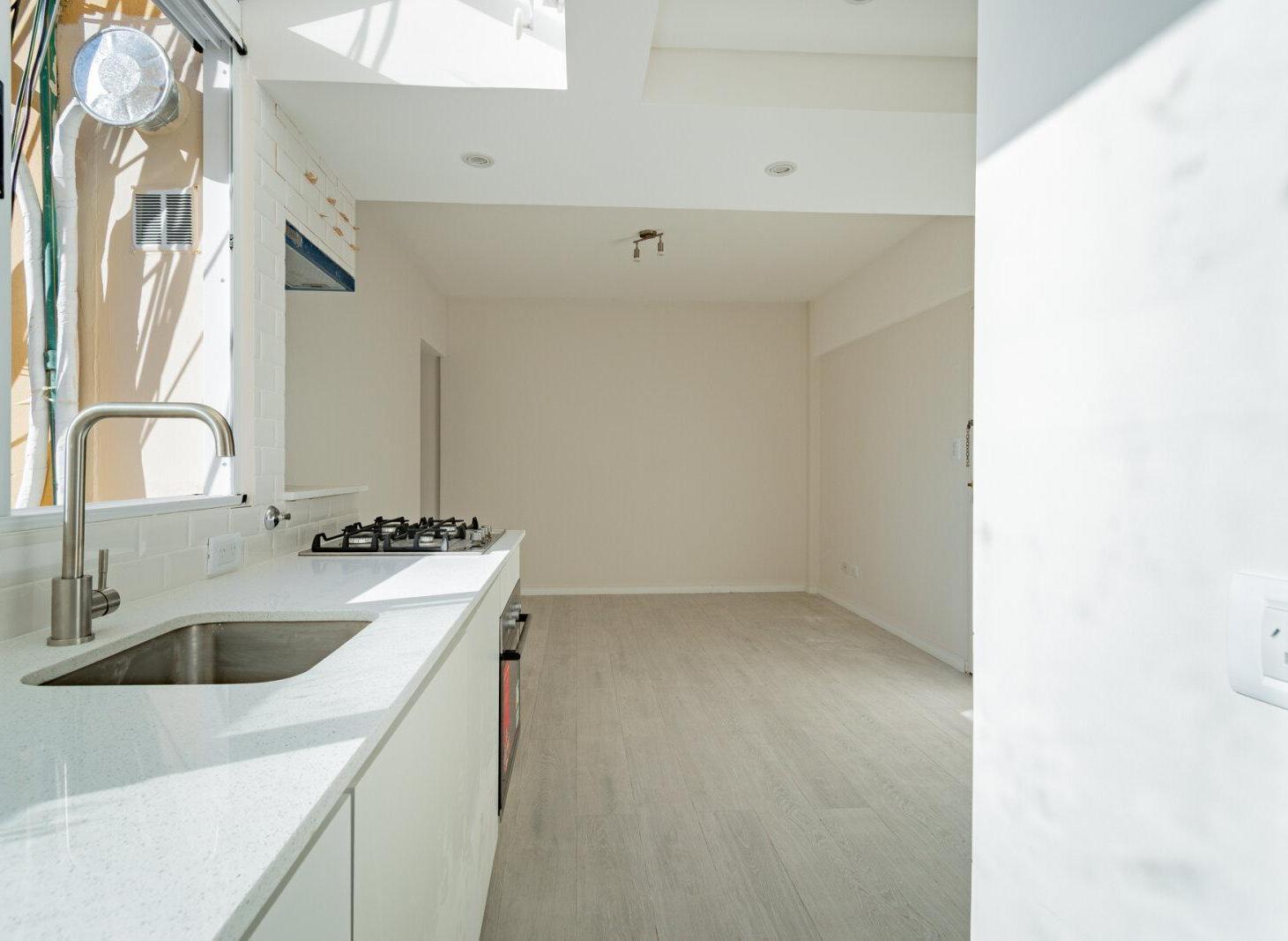 Foto de Venta 2amb refaccionado en Parque Chacabuco, imagen 1