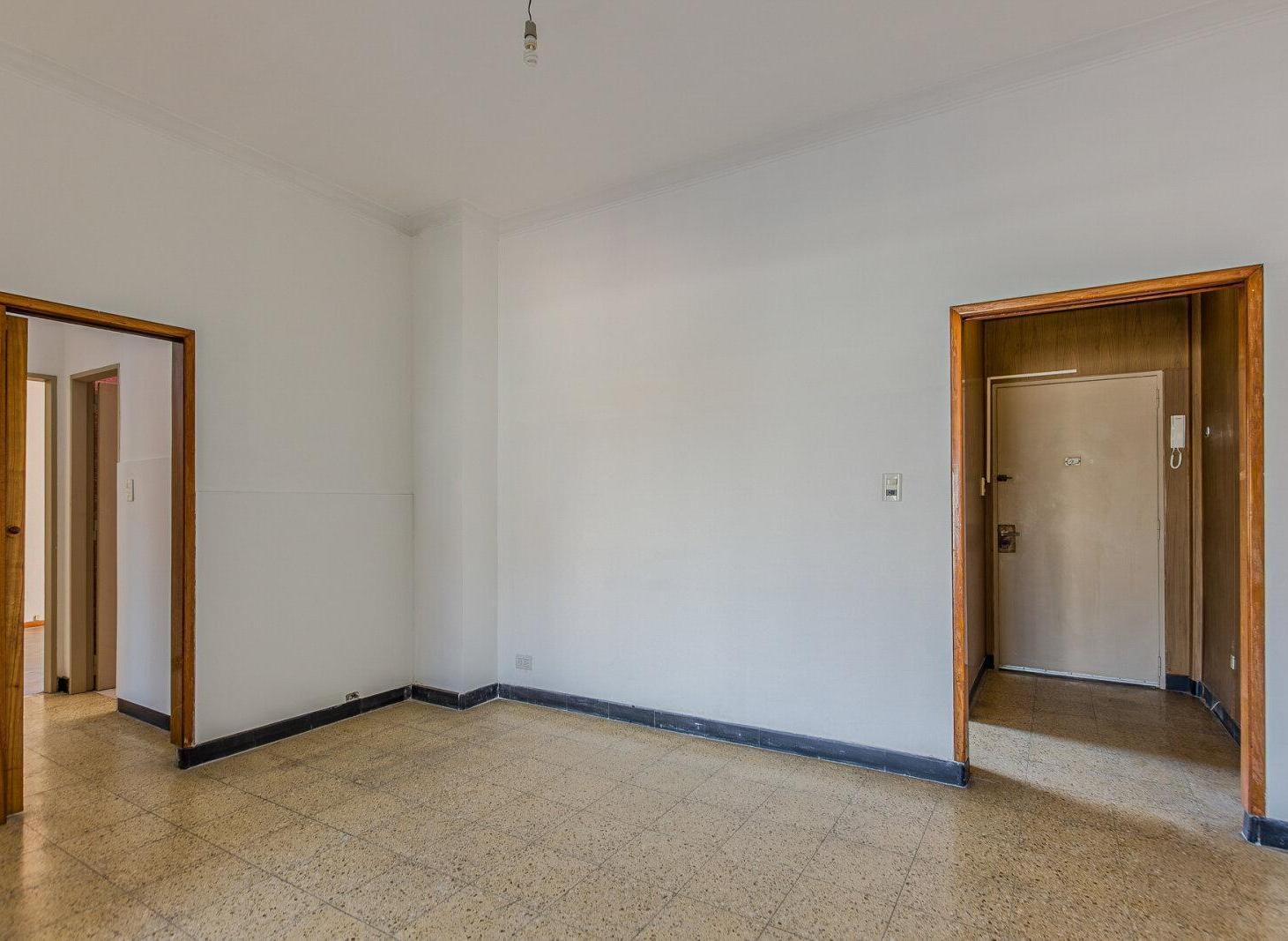 Foto de Departamento 4 ambientes con balcón en el centro de moron, imagen 4