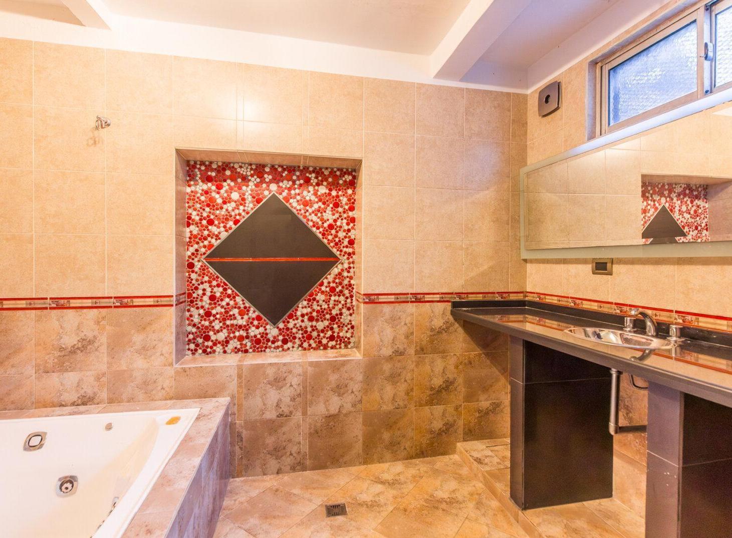 Foto de Casa 4 ambientes con patio y quincho en Pompeya, imagen 3