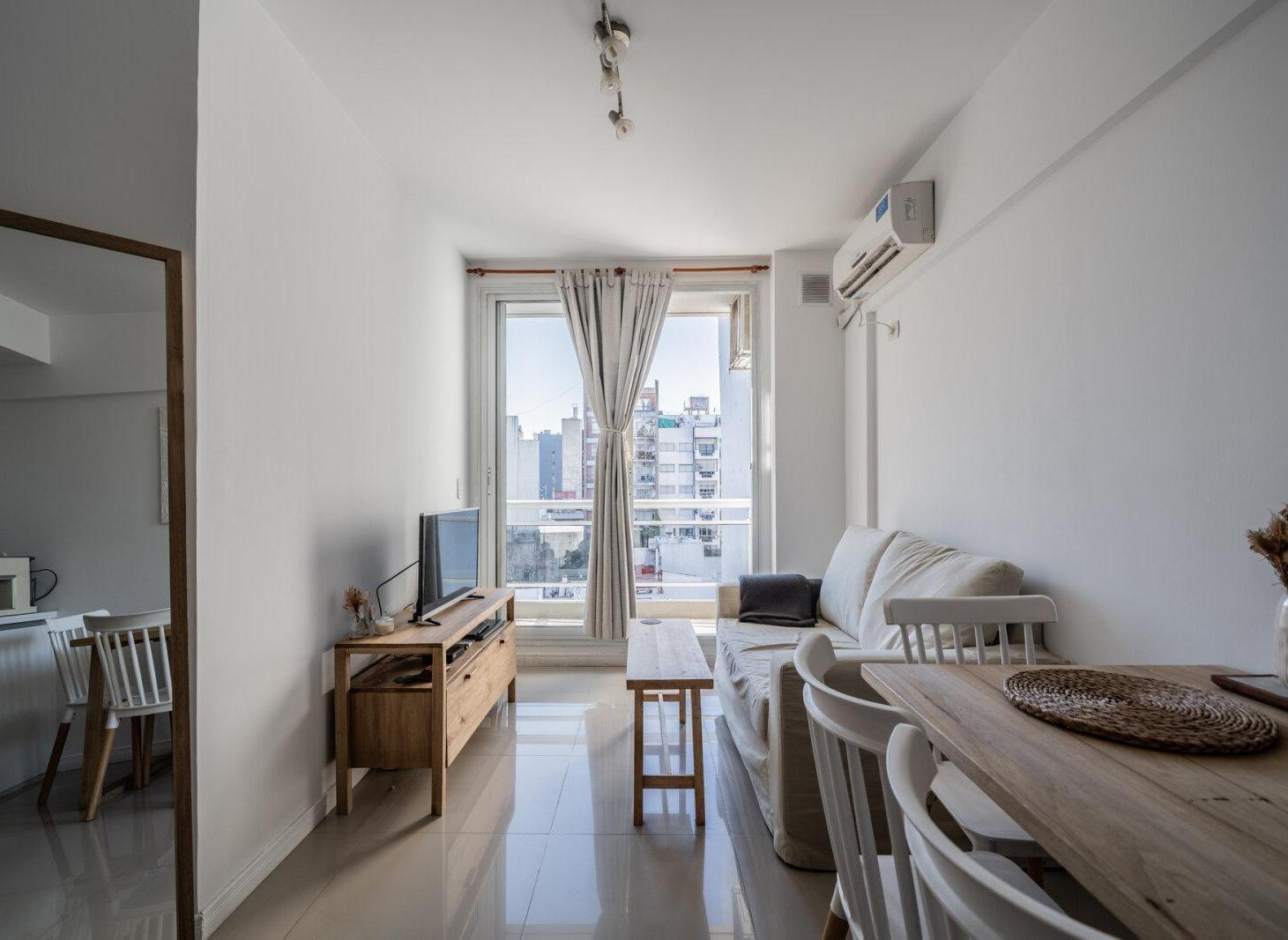Foto de departamento de 2 ambientes con balcon y cochera, imagen 3