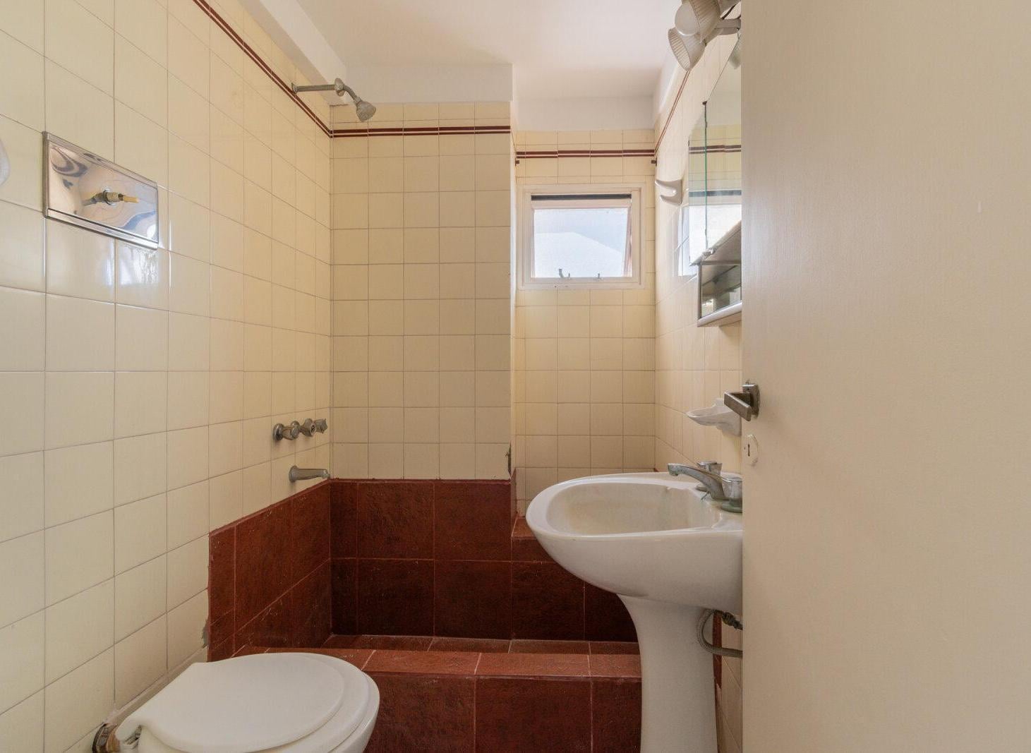 Foto de Departamento 3 ambientes con balcón en piso 10- Apto crédito, imagen 3